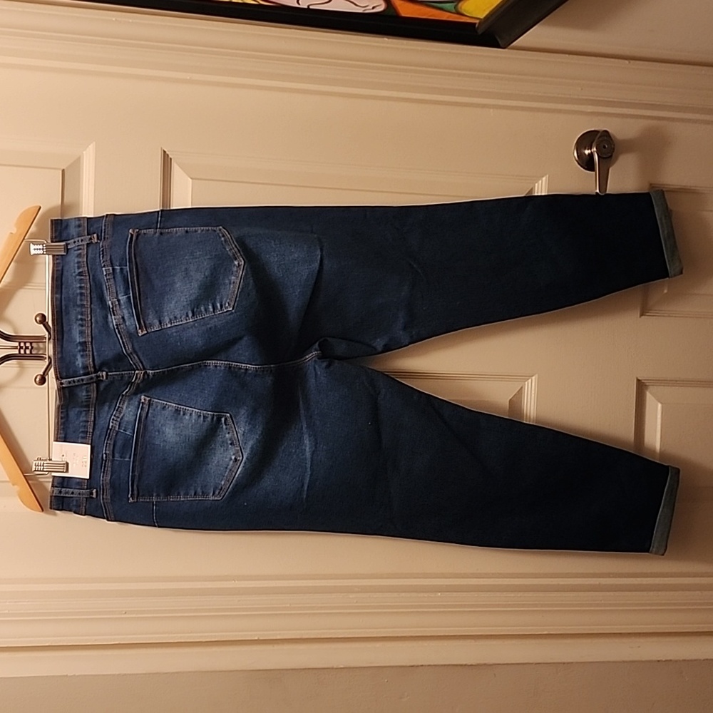 Jeans - Picture 2 of 2